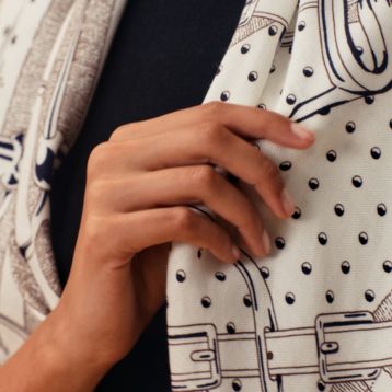 カレジェアン 《馬銜・バンダナ》 | Hermès - エルメス-公式サイト